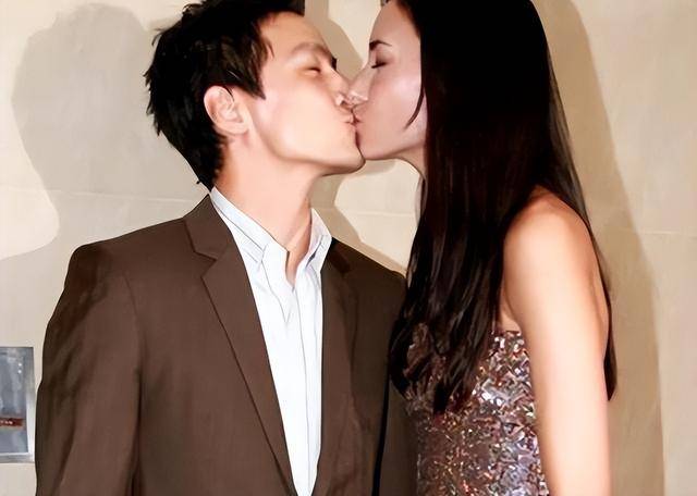 原创            10年没同房，吴彦祖晒47岁老婆素颜合照