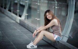 因为男友父母指责我脾气大，现在面临分手，我该怎么解决？