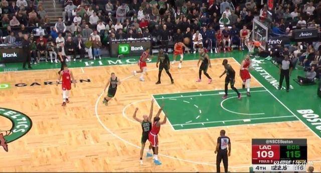 原创            快船绿军L2M：无错判漏判沃尔什对哈登三分犯规不是恶意犯规