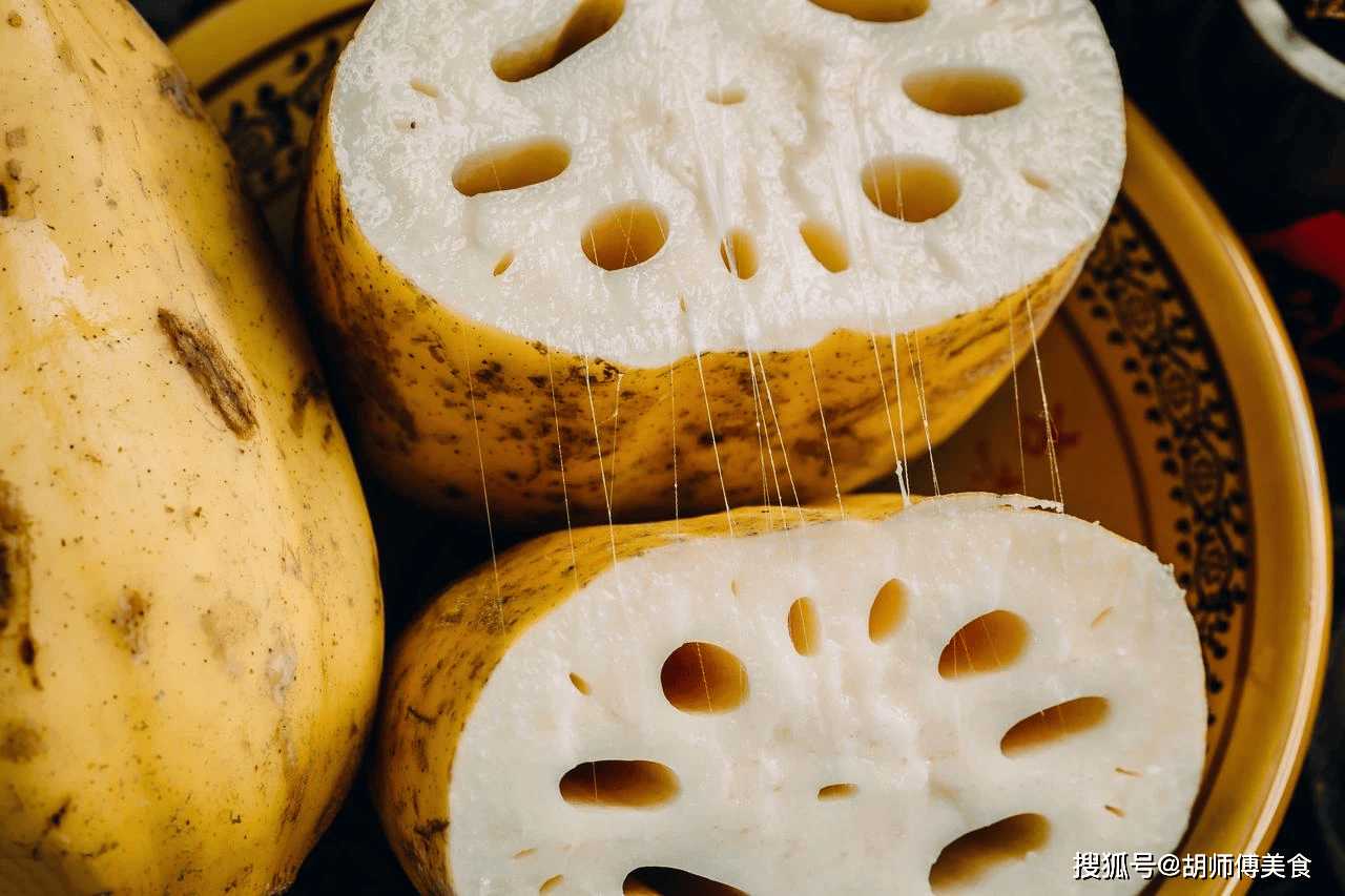 原创            莲藕正上市，医生提醒：万不可与3样食物同吃，吃莲藕的禁忌要懂