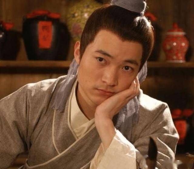 喻恩泰被曝出轨律师，两人酒店亲密同行，女方亦是“婚内出轨”