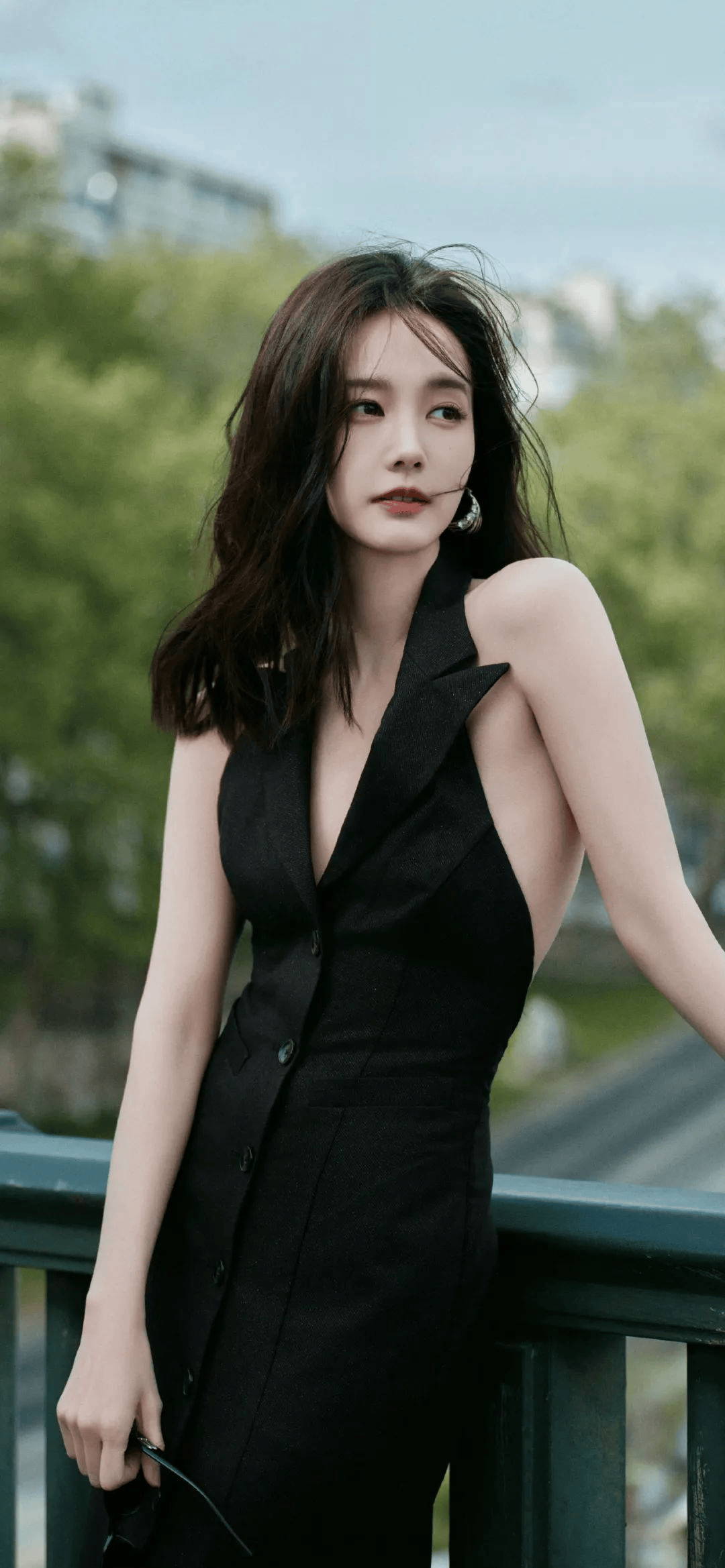 李一桐，清纯美女，诱人美背，性感写真壁纸