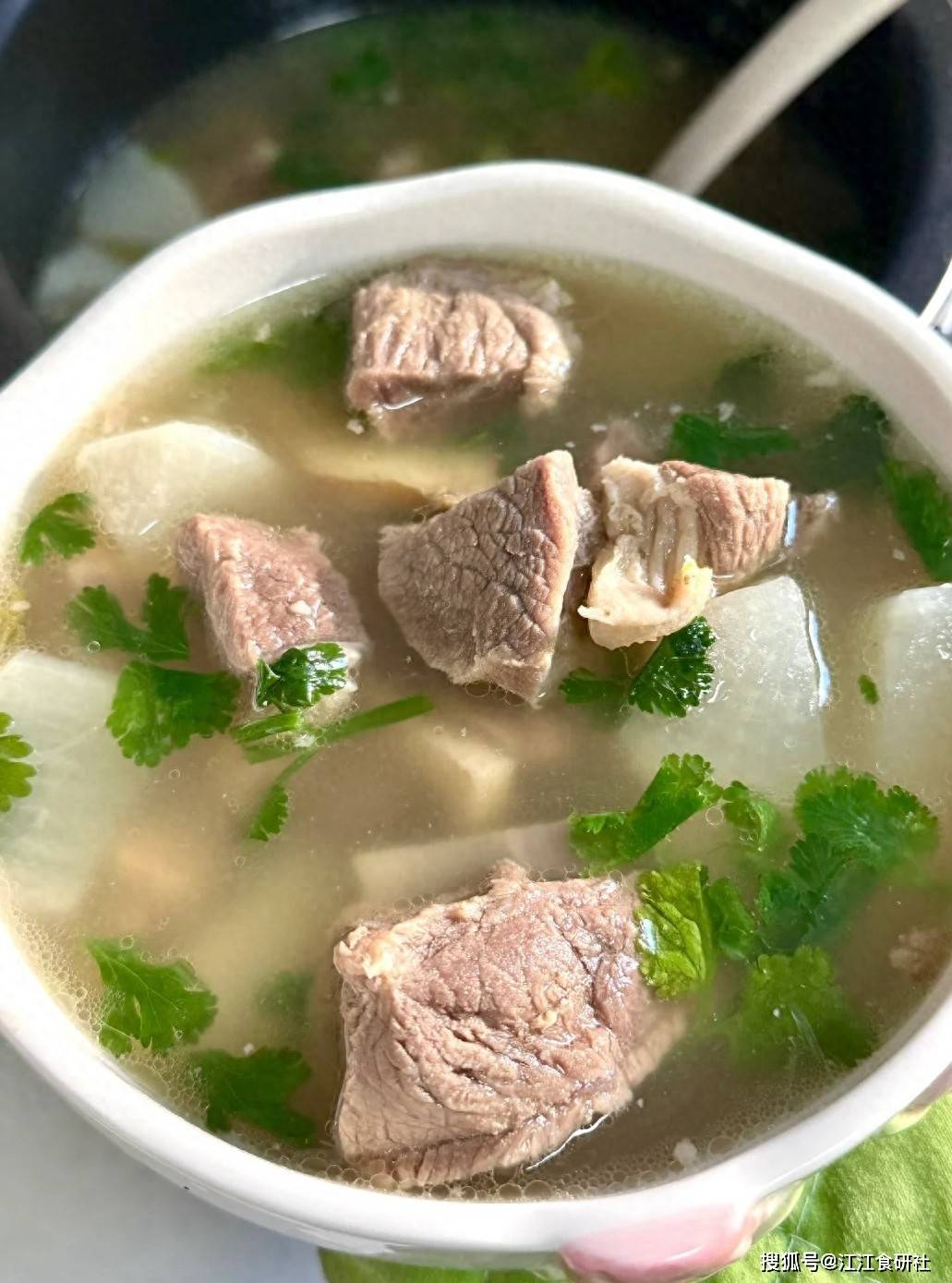 原创            “冬天吃三宝，不用找医生”，冬天多吃这3样，温中补阳营养足