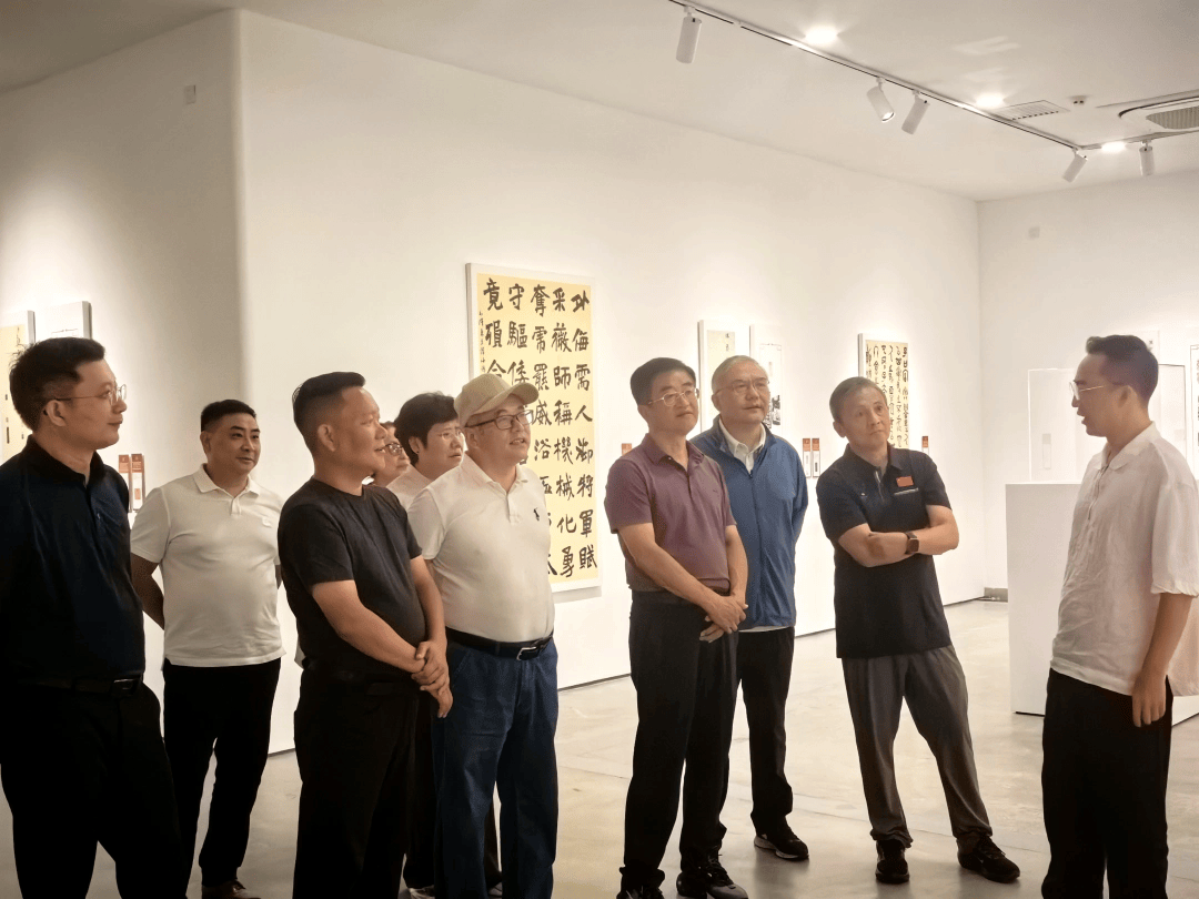 西泠印社“印刻丹心·贵州书法篆刻展”圆满落幕 月余吸引逾五万人次感受篆刻艺术魅力