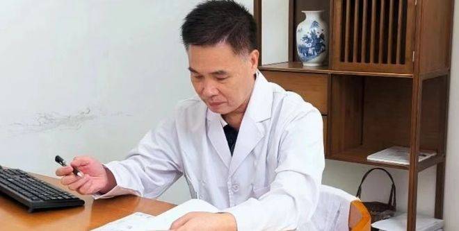 原创            今日小雪：最补阳气的3个方法！不是晒太阳，补脾补肾益精阳气足，整个冬天手脚温暖不生病！