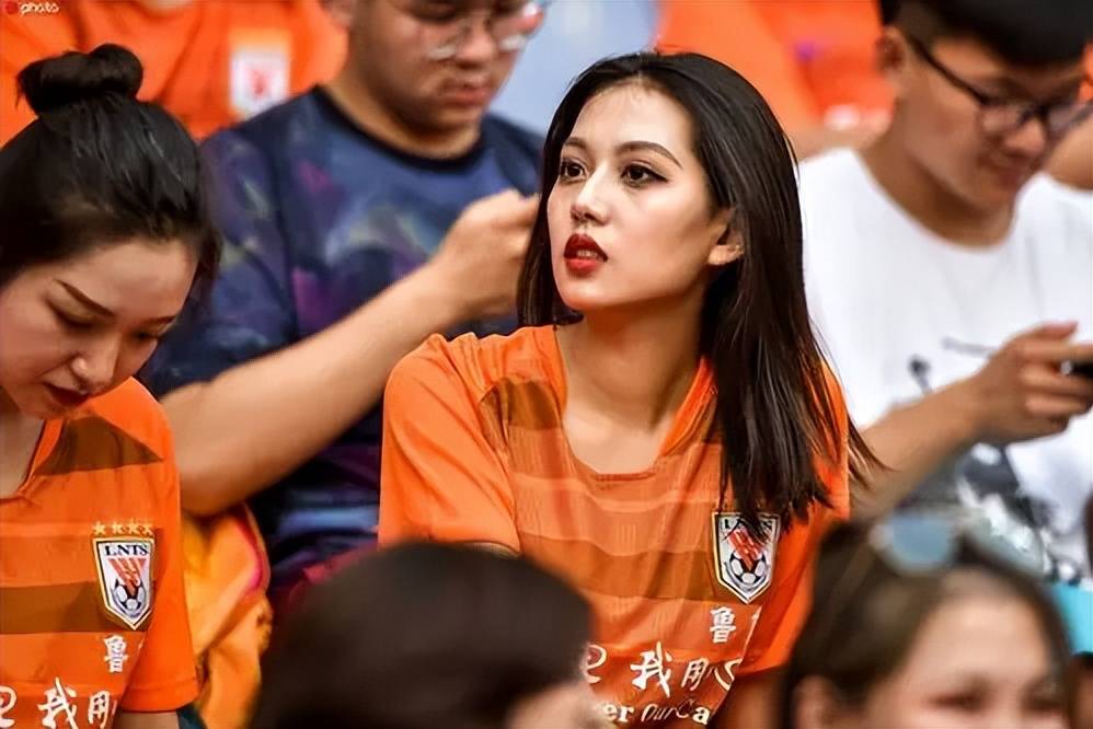 原创            一打亚冠，看到上海海港被虐，才发觉中超水平是如此的低