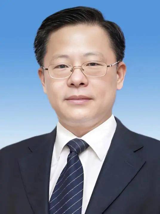 青岛市人大常委会副主任李红兵，有了新职务