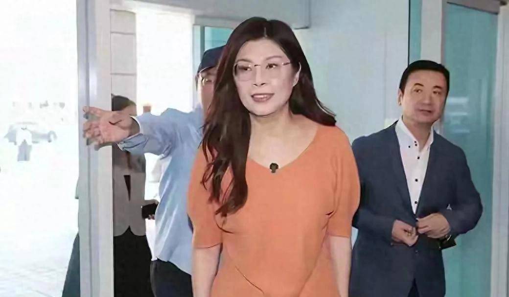 原创            起风了，郑丽文话音刚落，侯友宜便难以平静？黄国昌早已表明态度