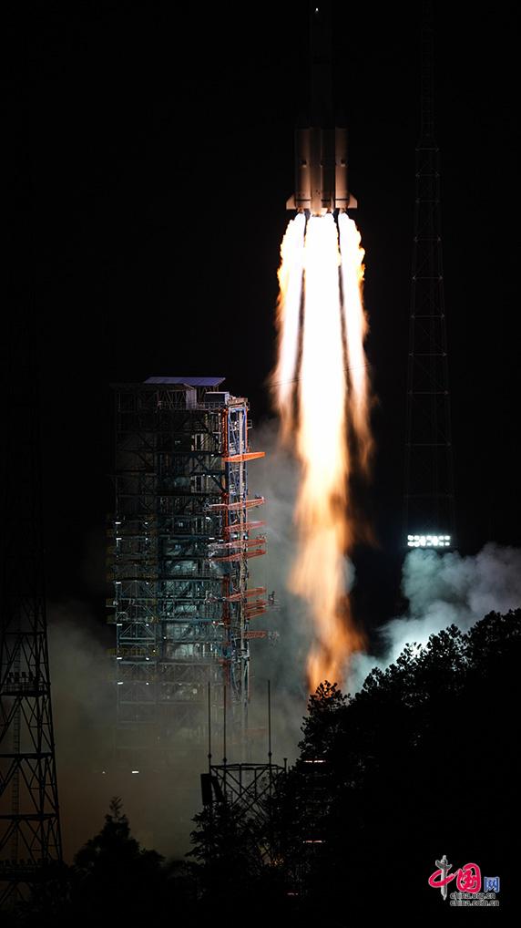 我国成功发射通信技术试验卫星二十一号