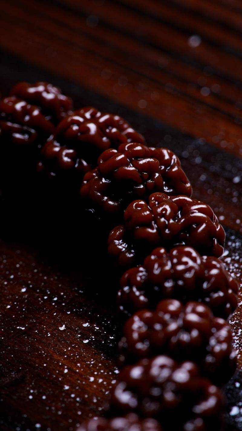 金刚菩提为啥成为文玩‘毒药’？揭秘玩家欲罢不能的魔力