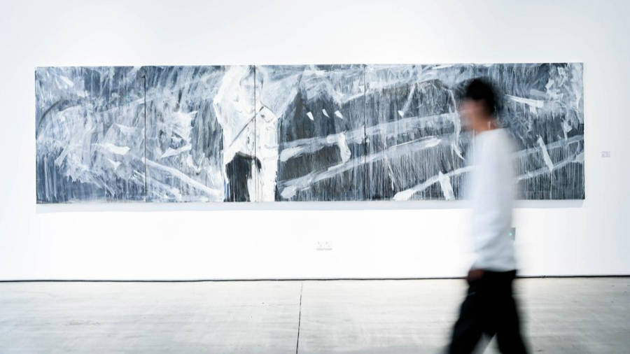 国家艺术杂志｜一场青年艺术的精神返乡，观“中国表现2025”展