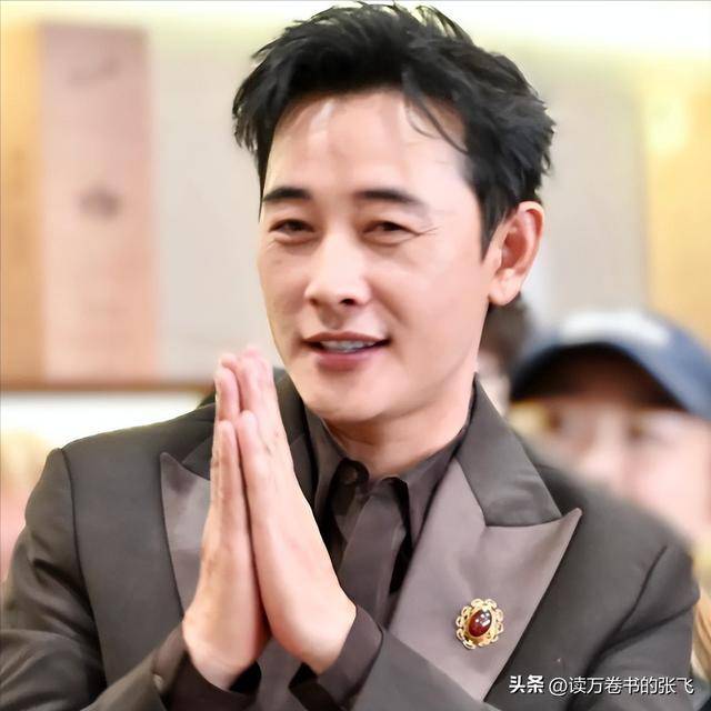 原创            被曝离婚后，“一言不发”的罗晋，终于不再顾及娱乐圈所谓的体面