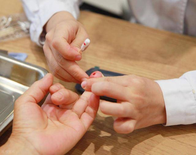 原创            医生提醒：确诊糖尿病，这5件事就不要做了，稳住血糖不恶化！