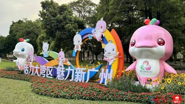 “科技与文化完美交融的艺术盛宴！”中外友人盛赞十五运开幕式