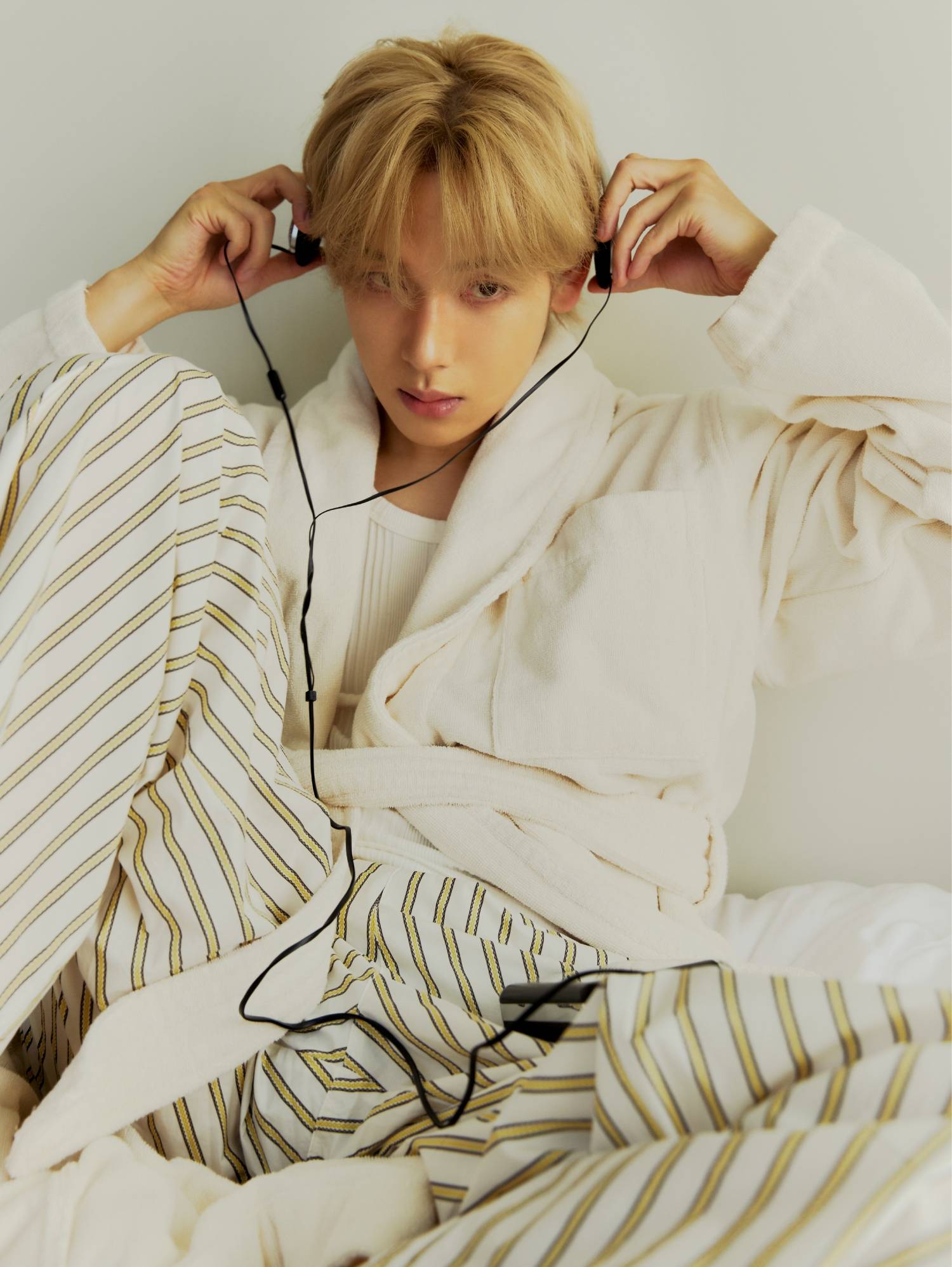 Solo出道Yim Siwan首张迷你专辑曲目公开！以主打曲《The Reason》讲述浪漫故事！