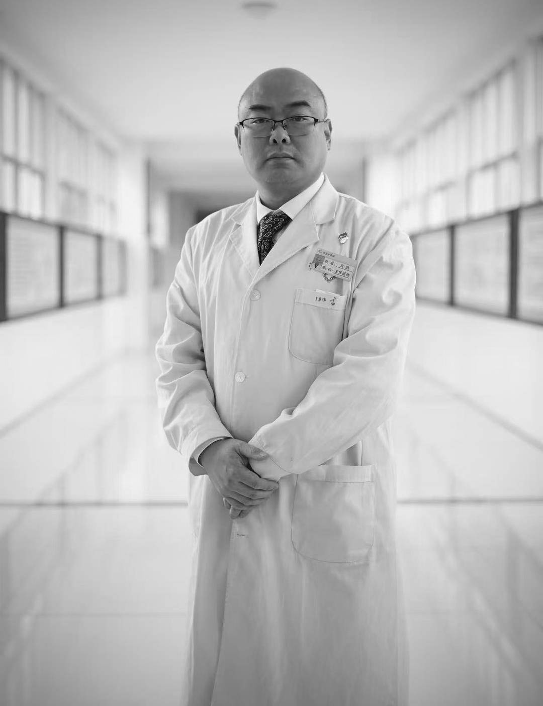 48岁三甲医院主任医师在工作岗位上病逝，病发前还在为患者做手术