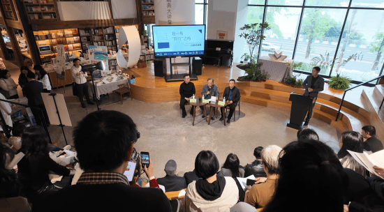 宁夏、重庆诗歌创作交流活动暨《野行时》新书发布会举办