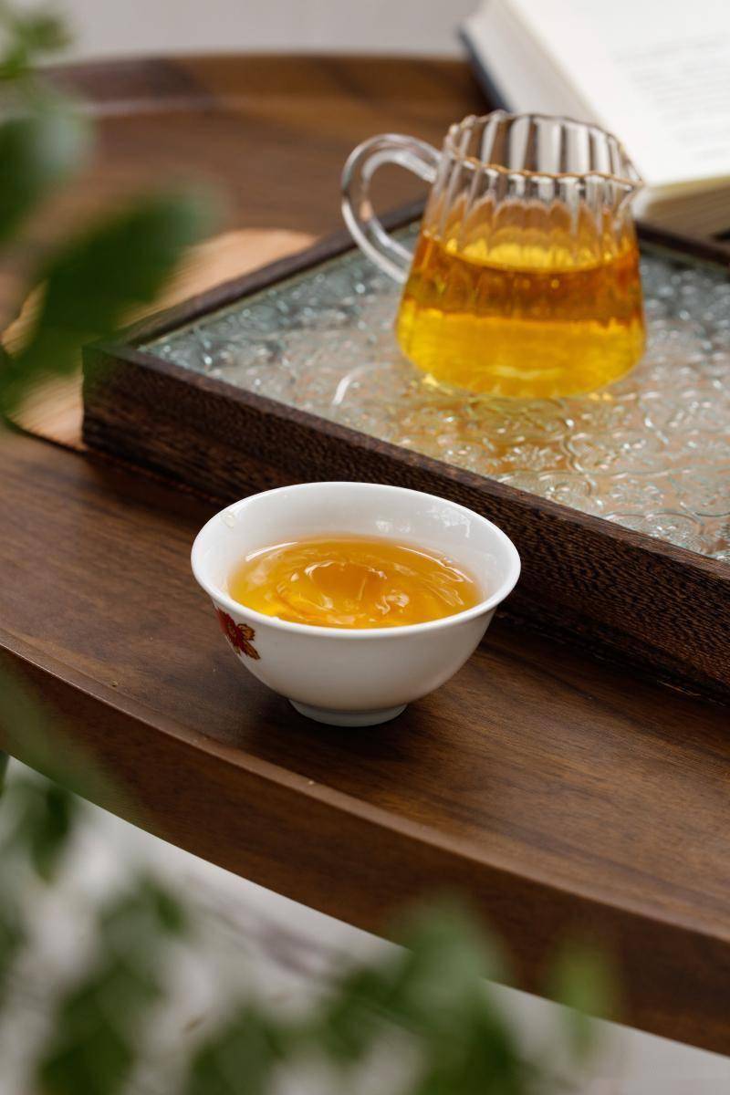 女人多喝这类茶，面若桃花，状态越来越好