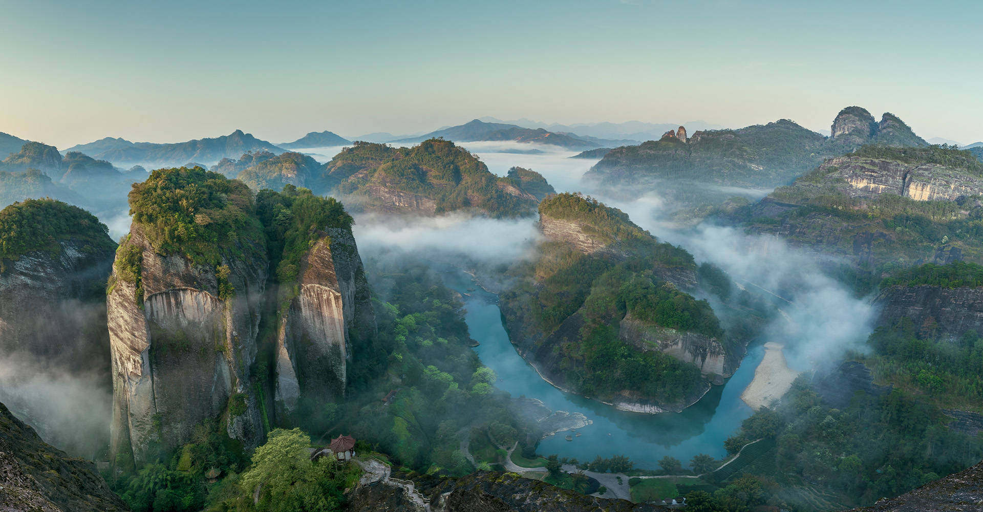 长期喝纯净水会影响骨骼健康吗？专家这样说