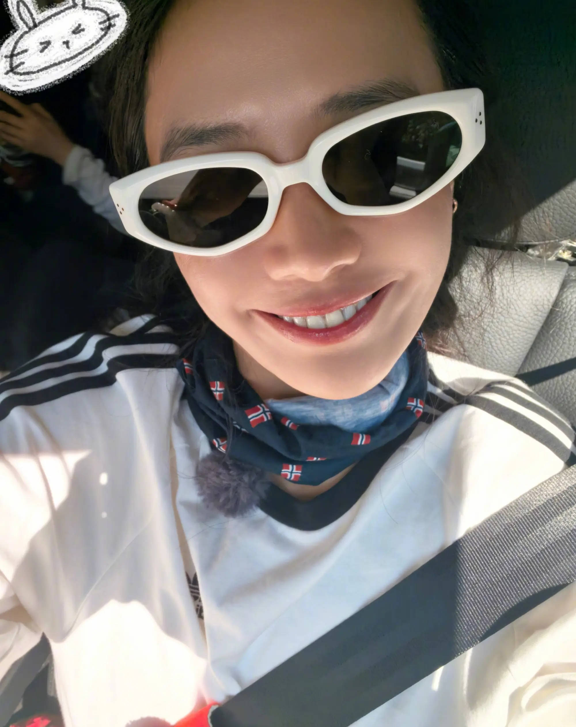 马思纯晒《花少7》旅行照！成功挑战蹦极超有勇气