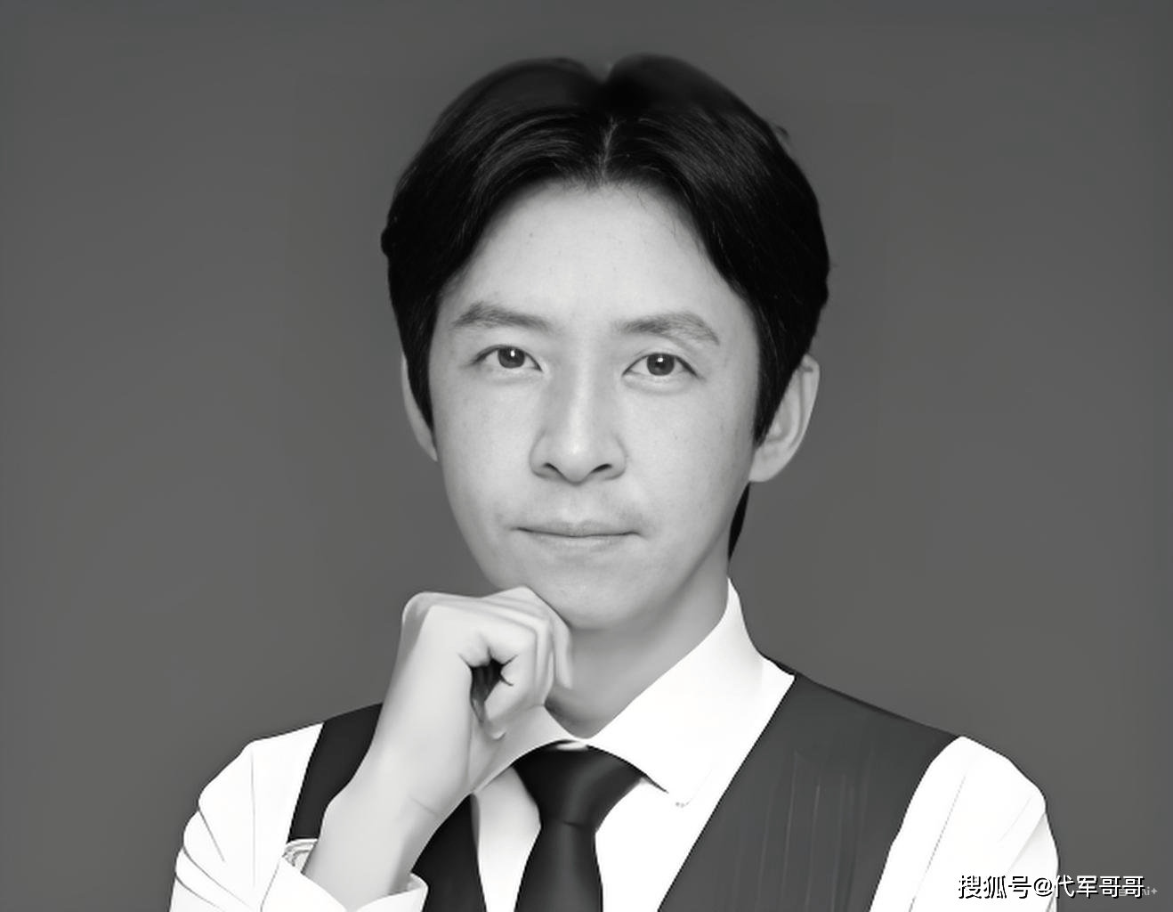 原创            知名影评人电子骑士严蓬去世，多名大V发文悼念，死因曝光让人惋惜