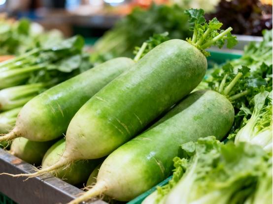 药食新解丨施宣赫老师：青皮萝卜怕胀气？这样做润肺消食还清热