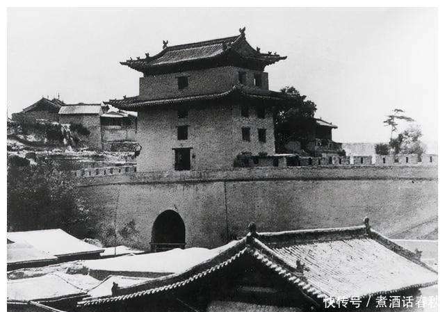 原创            左宗棠四千两维修兰州西门，清廷嫌少不报销，他举动让贪官成笑话