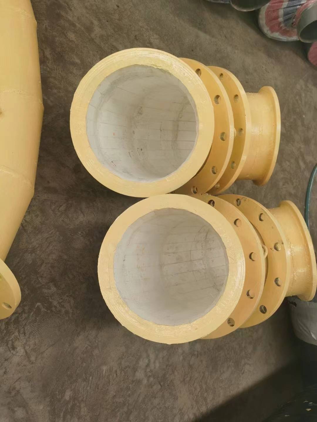 耐磨高铝陶瓷管