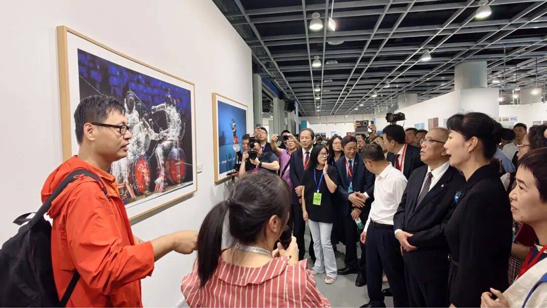 无声世界的追光者，普陀聋人摄影家作品成功入选第30届全国摄影艺术展