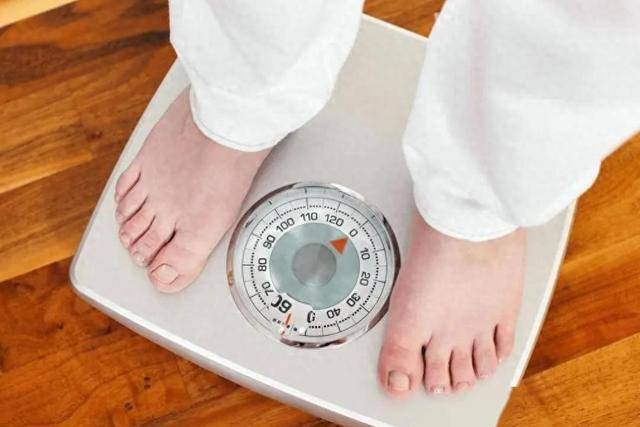 原创            老人“黄金体重”已公布！不是120斤，而是这个数，越接近越健康