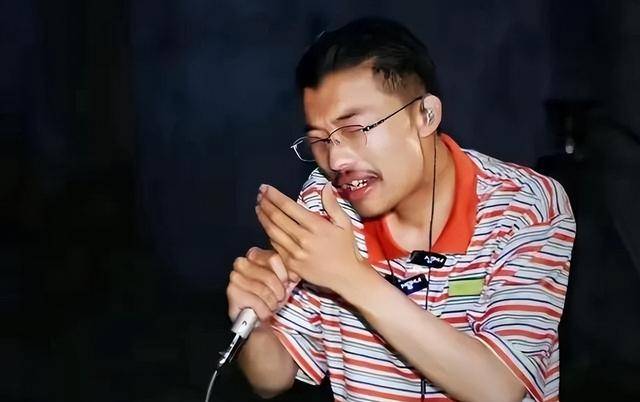 原创            曾一夜成名，“日入百万”的郭有才，如今泡沫散去，他过得如何？