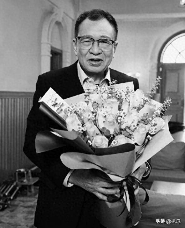 原创            不查不知道！难怪连央媒都发文悼念，许绍雄的家世藏得这么深