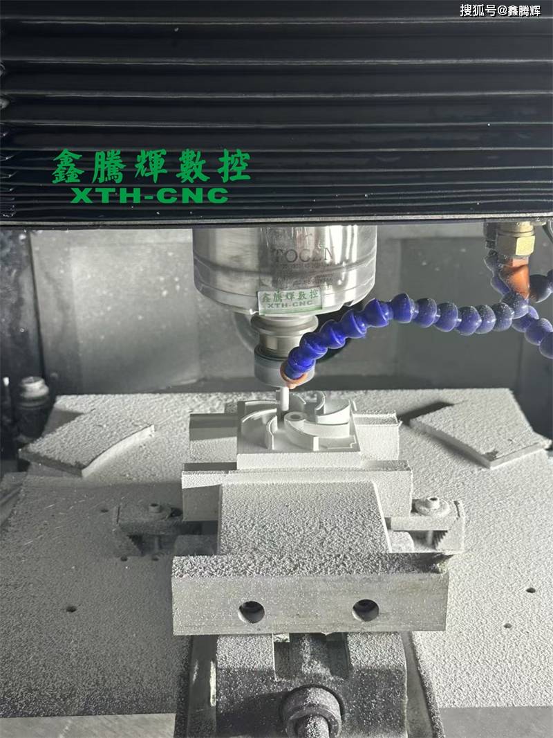 陶瓷精雕机高精准加工为精密陶瓷电子元件厂破局增效