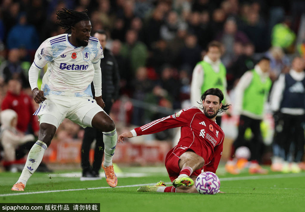 英超-萨拉赫破门赫拉芬贝赫建功 利物浦2-0维拉止四连败