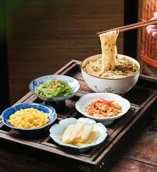 厨房小白进阶指南：必备的中式烹饪基础技巧