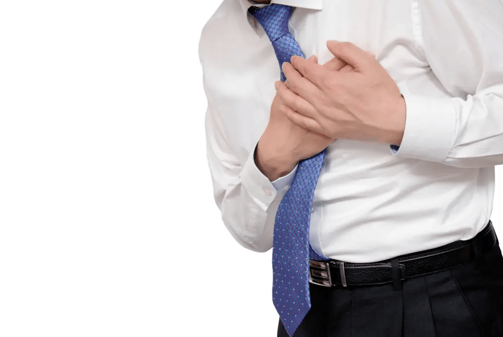 男性胸部有硬块且疼痛？这些可能在“敲警钟”