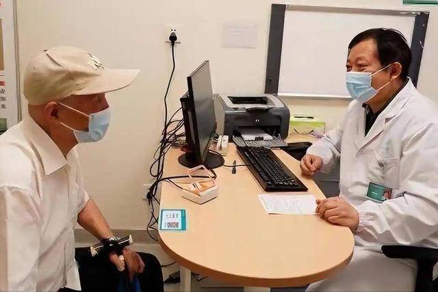 大病为啥越来越多？医生劝告：这4种饭菜，吃多了身体会扛不住！