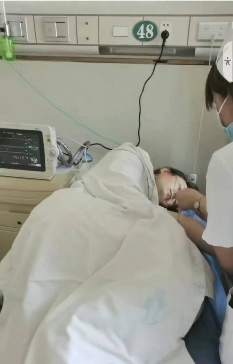 甘肃天水女子取环后子宫穿孔，称上手术台时发现主刀医生被换成进修医生