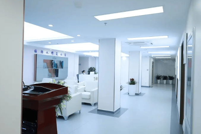 沈阳瘢痕医院：“内外同治”，让瘢痕疙瘩不再反复