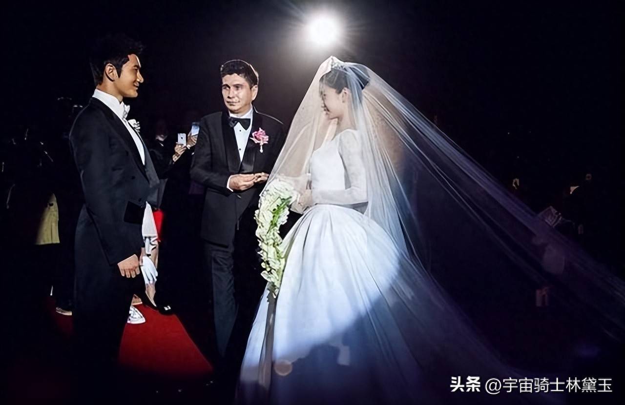 原创            落毛凤凰不如鸡！吃完黄晓明红利的杨颖，又回到了她的怪圈