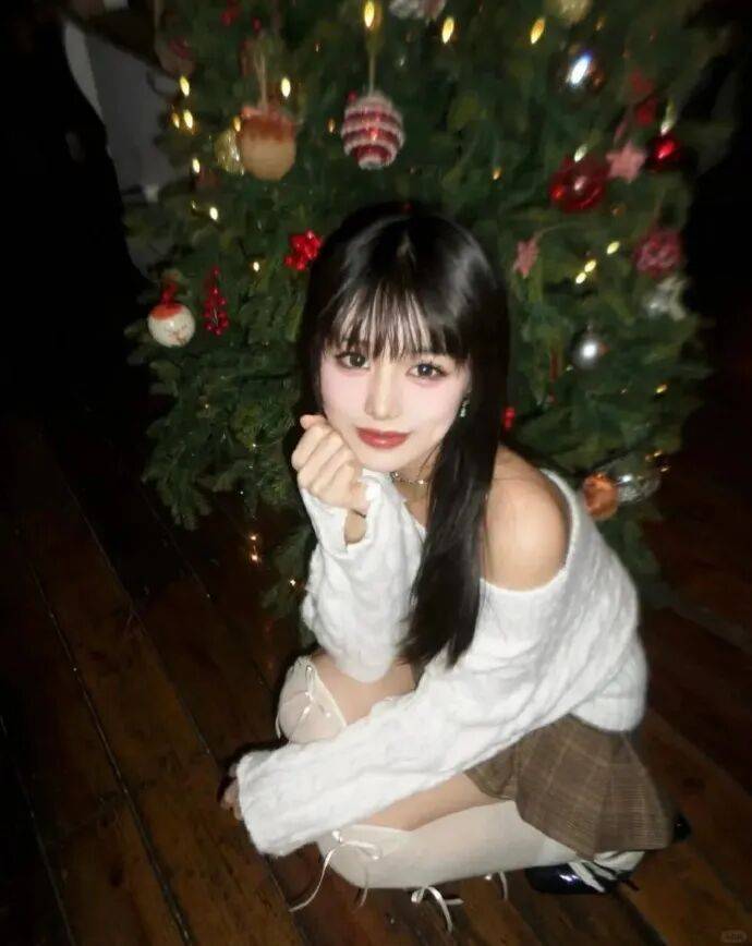 原创            汪峰大女儿有超模基因遗传母亲！她有天使脸蛋魔鬼身材