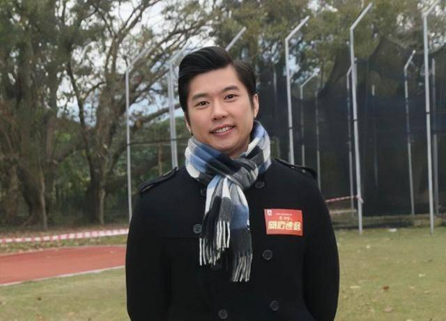 TVB知名男星满身肌肉，身材健硕令人意外，入行前是一名漫画师