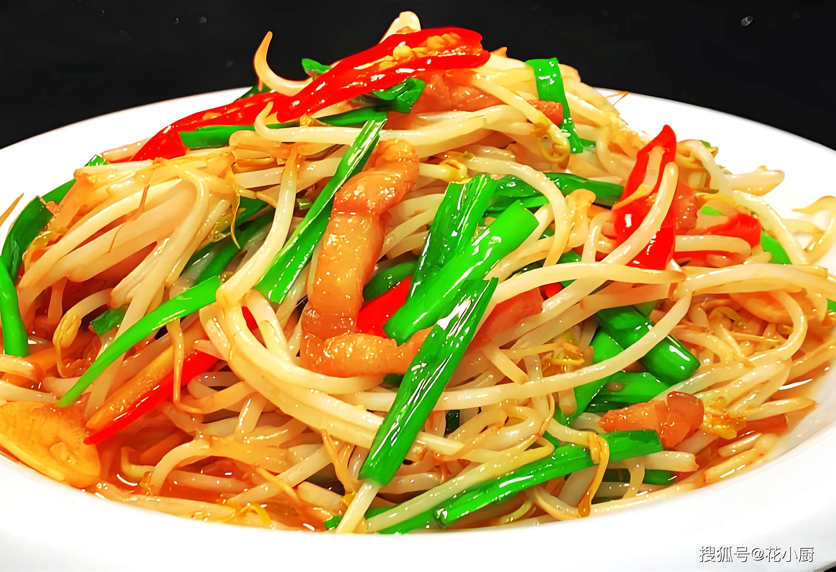 肝脏的“天然清洁工”！4种食物每天换着吃，清肝明目，排毒素