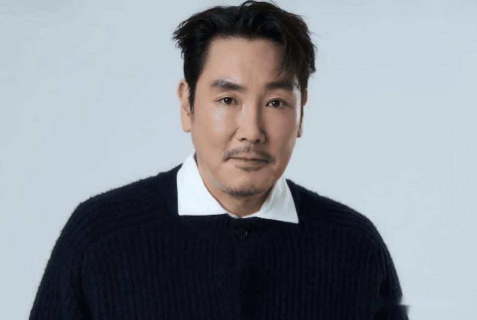 原创            《信号2》凉了？赵震雄宣布退圈，承认高中曾盗窃，但否认性侵