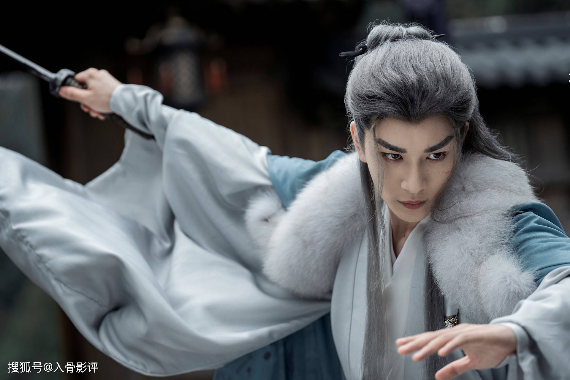 原创            《江湖夜雨终似梦》：白发战神与昔日盟友久别重逢，反差感十足