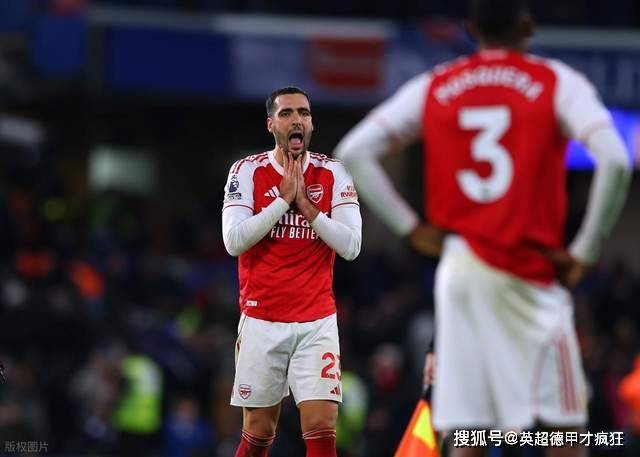 原创            阿森纳梅超锋传射建功，凯莱赫全力扑救仍被进两球，枪手挡不住！