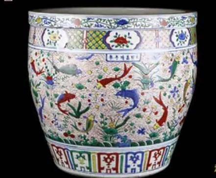 姑娘用幅名人字画换个养鱼大缸，今来鉴宝，专家：这鱼可真金贵