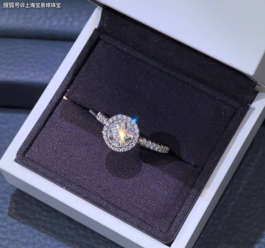 上海GIA钻石回收上门服务：在家就能轻松卖钻石！