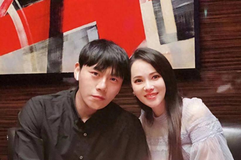 原创            秦昊的一句“喜欢”，让庾澄庆明白：同一张床，睡不出两个世界