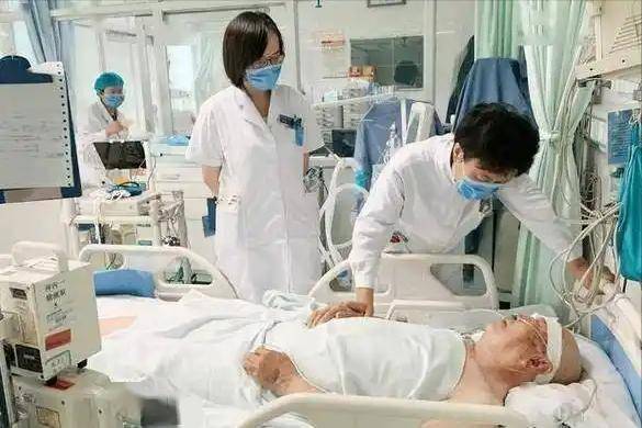 脑梗人数逐渐增多！医生含泪苦劝：不管多大年龄，千万记住4不做